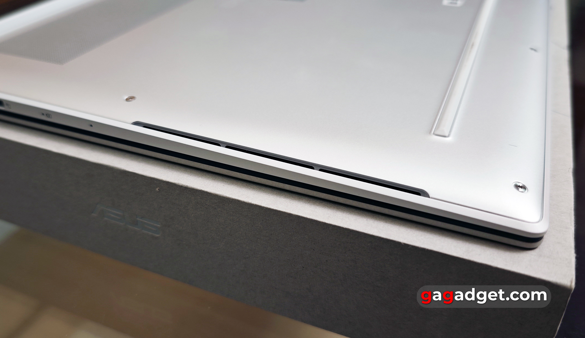 Огляд ASUS Zenbook S 16 Огляд ASUS Zenbook S 16