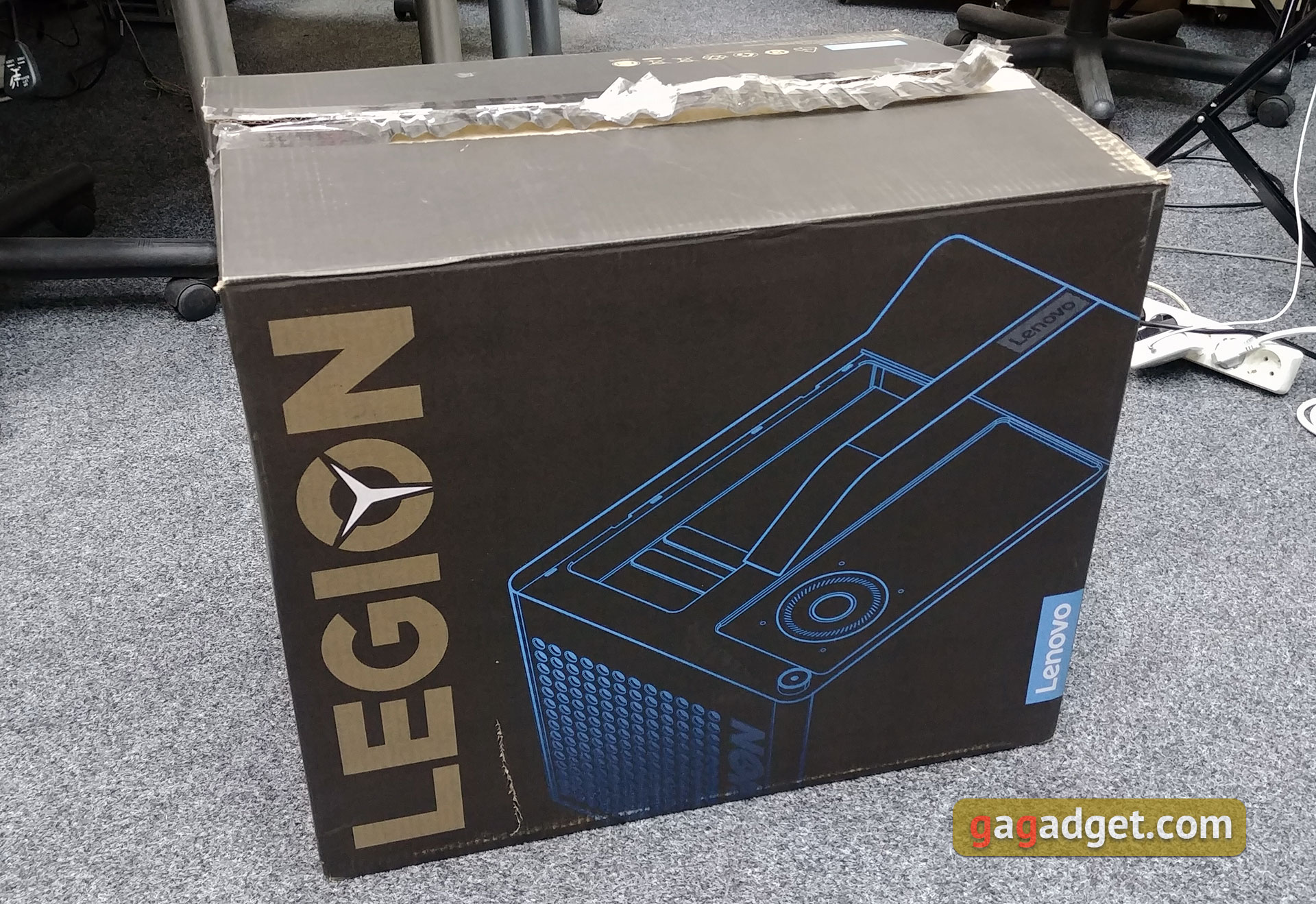 Огляд Lenovo Legion C730 Cube: геймерський комп'ютер в незвичайному форматі-3 lenovo-legion-c730-cube-03.jpg