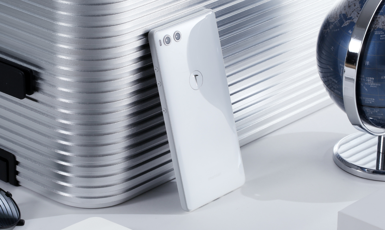 smartisan-nut-r1-1tb-4_cr.jpg smartisan-nut-r1-1tb-4_cr.jpg