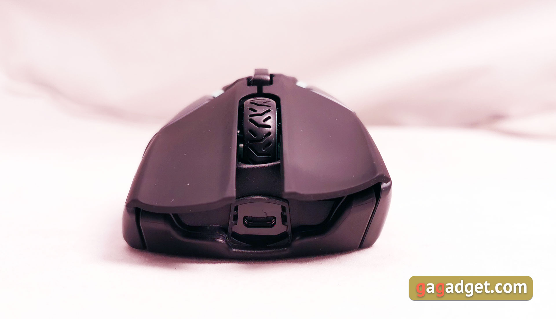 Огляд SteelSeries Rival 650 Wireless: бездротова геймерская миша з подвійним сенсором та швидкою зарядкою-21 Огляд SteelSeries Rival 650 Wireless: бездротова геймерская миша з подвійним сенсором та швидкою зарядкою-21